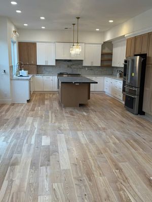 Stylish Bathroom with Marble Walls